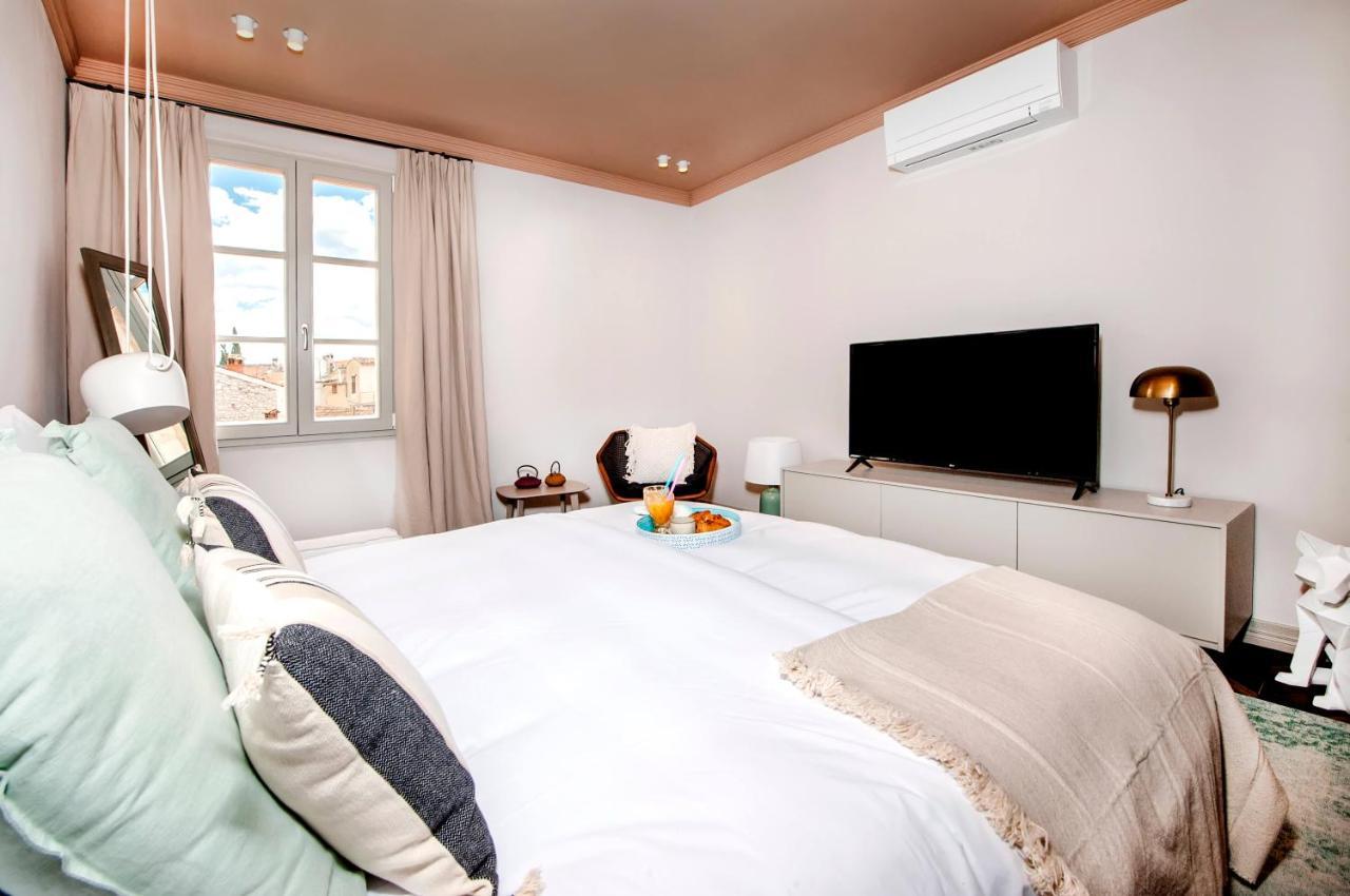 Campitelli Design Apartment Rovigno Esterno foto