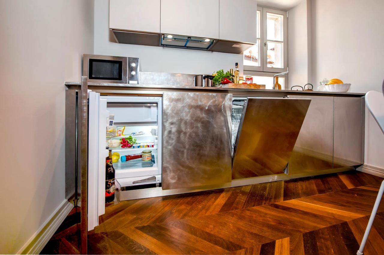 Campitelli Design Apartment Rovigno Esterno foto